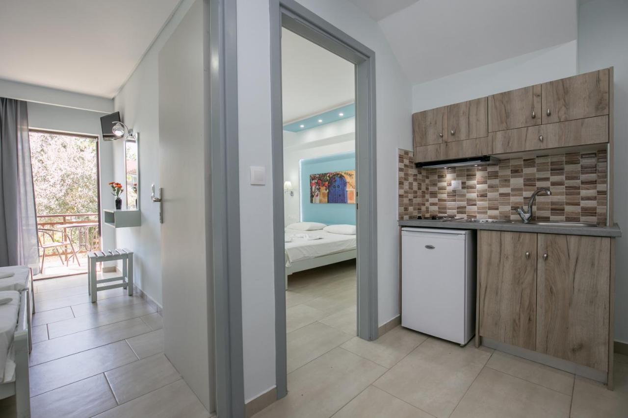 Haus Sofi Hotell Pefkari Exteriör bild