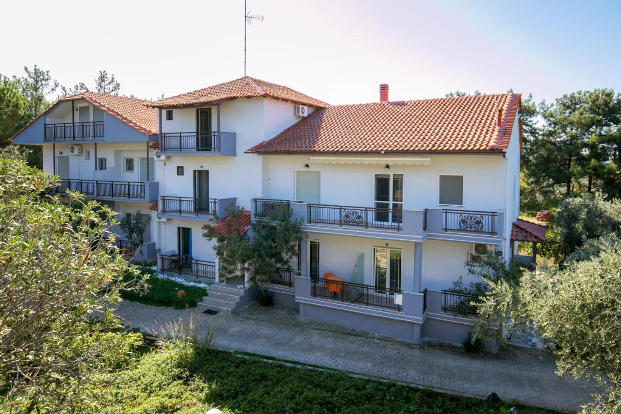 Haus Sofi Hotell Pefkari Exteriör bild