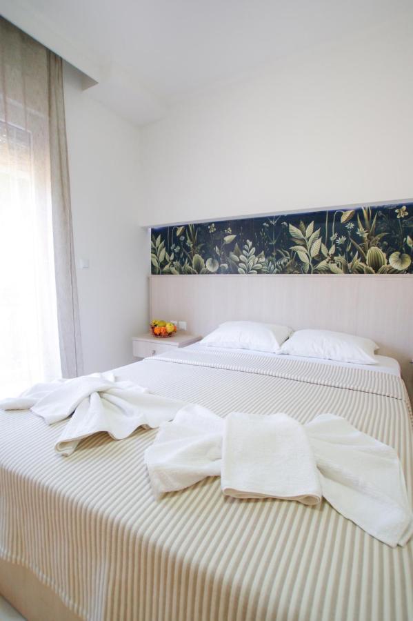 Haus Sofi Hotell Pefkari Exteriör bild