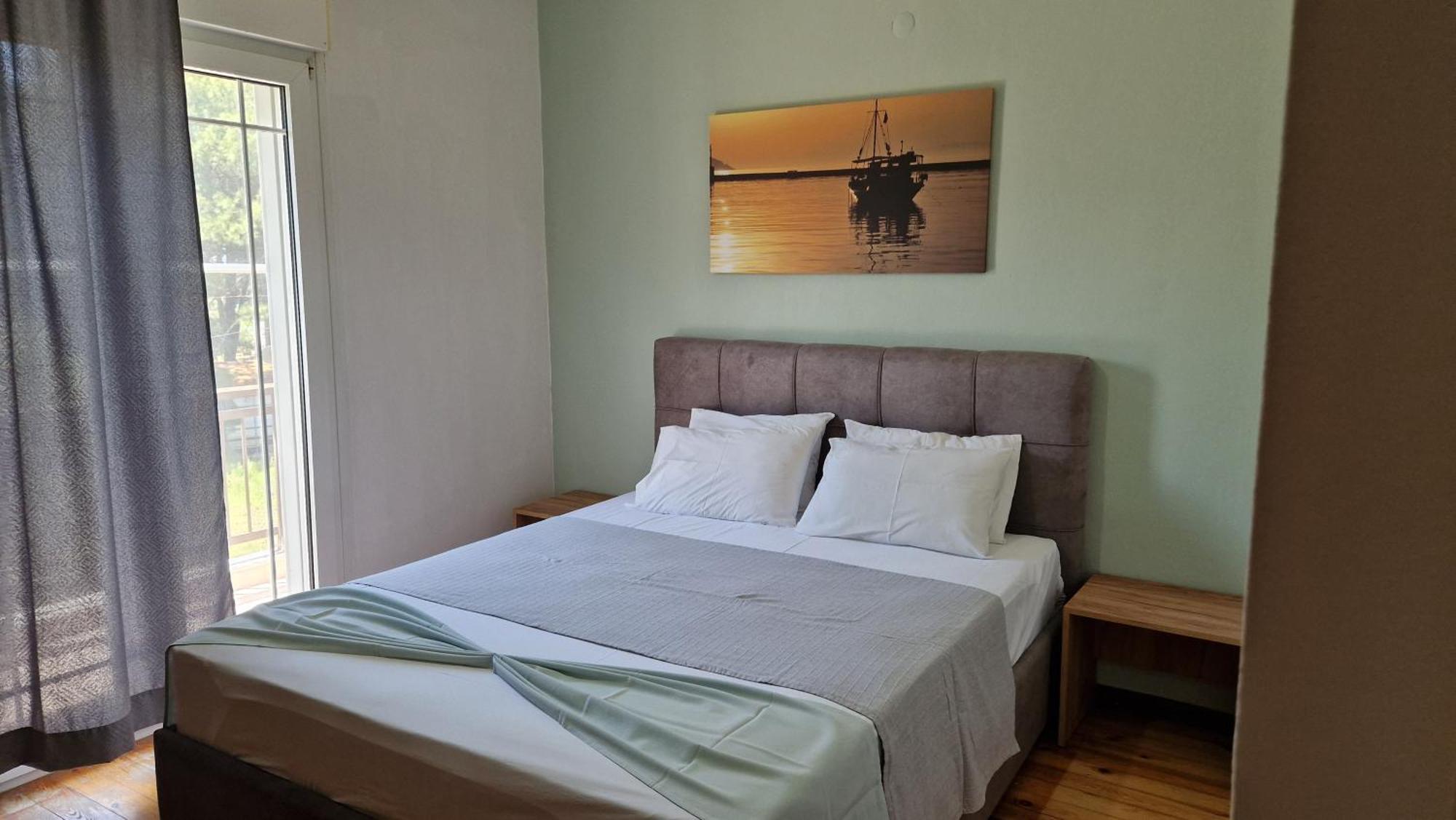 Haus Sofi Hotell Pefkari Exteriör bild
