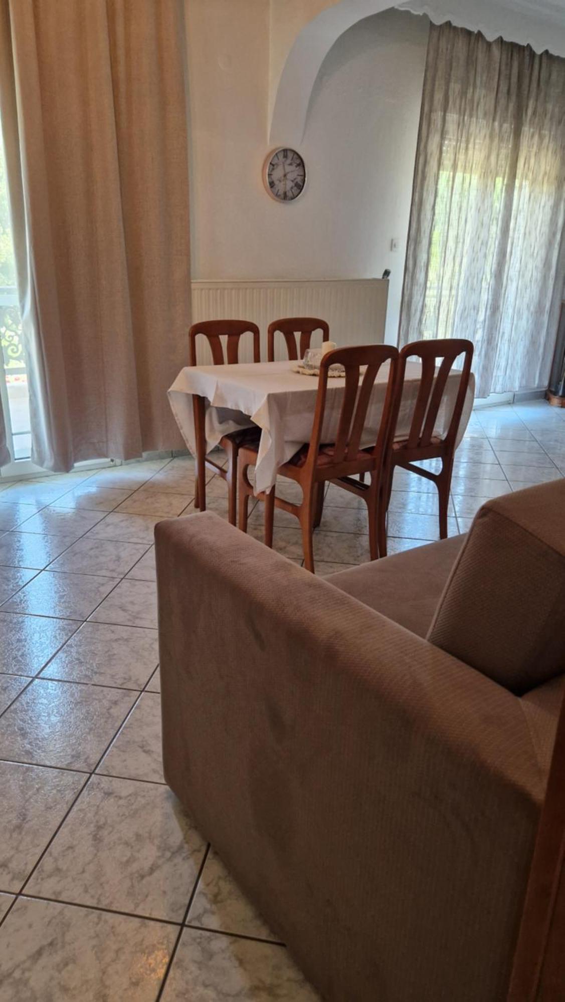 Haus Sofi Hotell Pefkari Exteriör bild